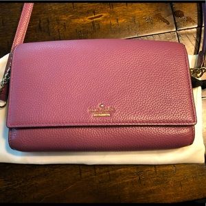 Kate spade pebble leather Crossbody bag.